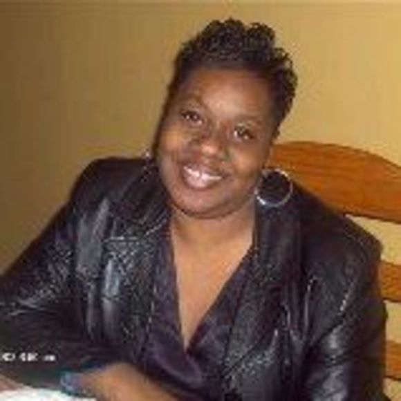 Meet your Posher, Antoinette - Picture 1 of 1